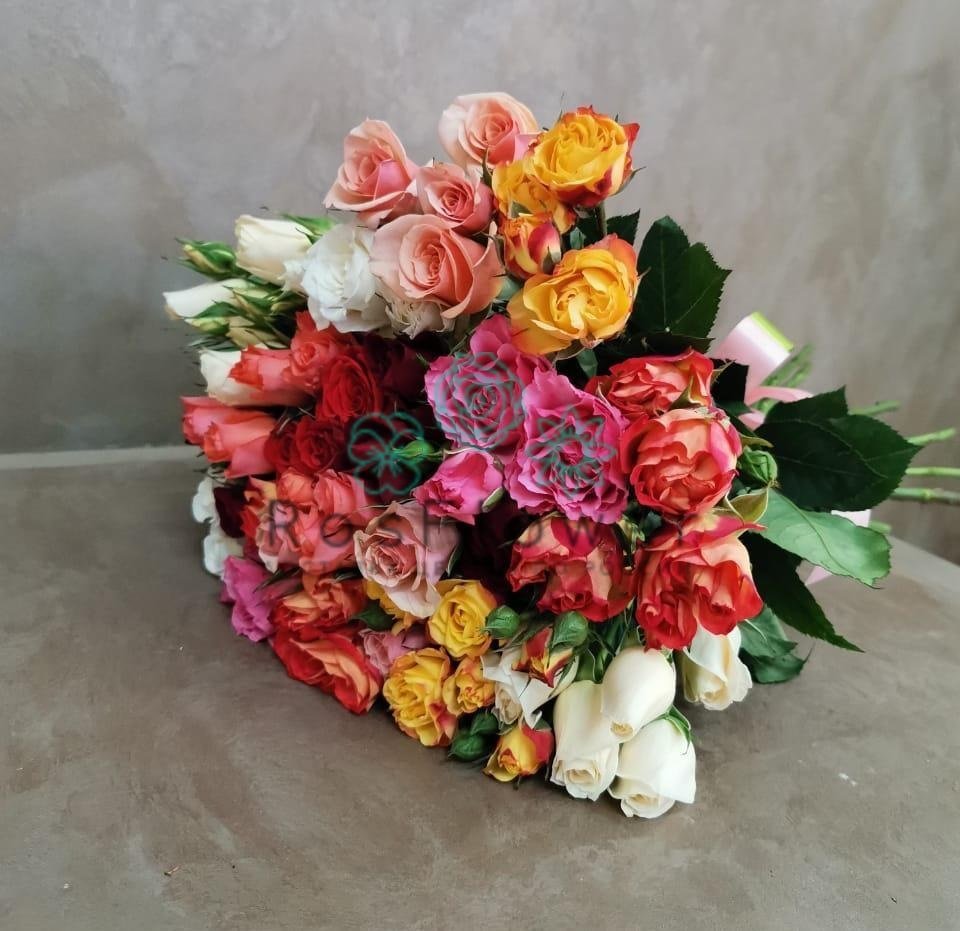 Букет цветов из: Розы в Сколково