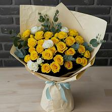 Букет цветов из:  Розы в Сколково