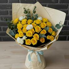 Букет цветов из:  Розы в Сколково