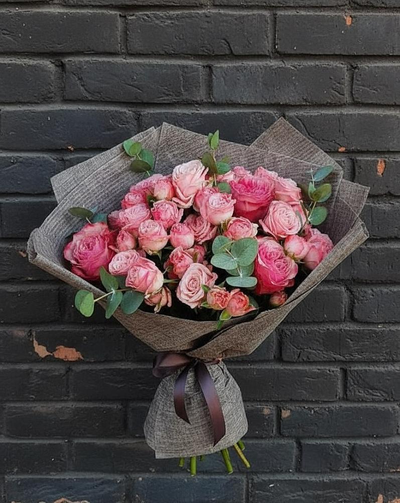 Букет цветов из: Розы в Сколково