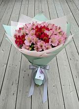 Букет цветов из:  Альстромерии в Сколково