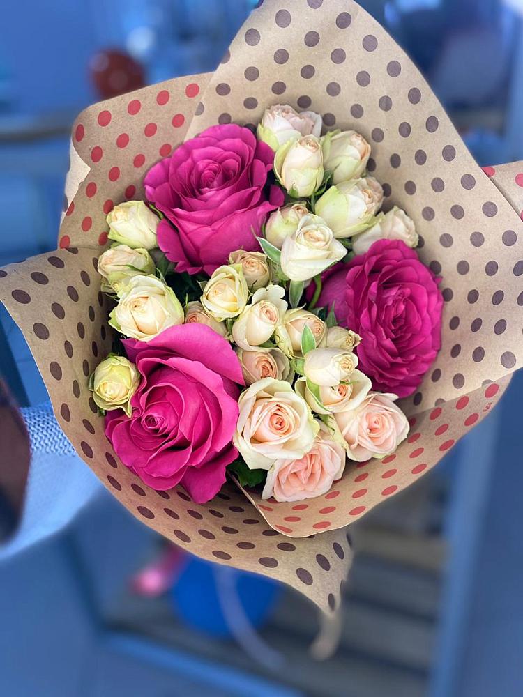 Букет цветов из: Розы в Сколково