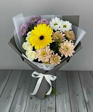 Букет цветов из:  Розы, Герберы и Хризантемы в Сколково