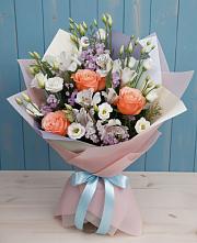 Букет цветов из:  Лизиантусы, Розы, Альстромерии и Гипсофила #REPLACE_PRED# Сколково