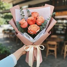 Букет цветов из:  Розы в Сколково