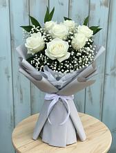 Букет цветов из:  Розы в Сколково