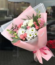 Букет цветов из:  Розы, Лизиантусы и Хризантемы в Сколково