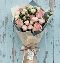 Букет цветов из:  Розы #REPLACE_PRED# Сколково