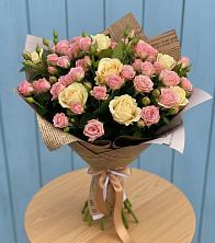 Букет цветов из:  Розы в Сколково
