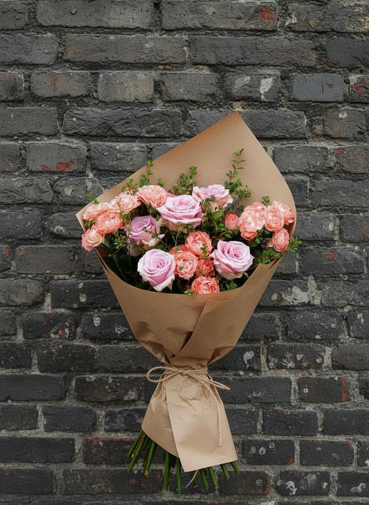 Букет цветов из: Розы в Сколково