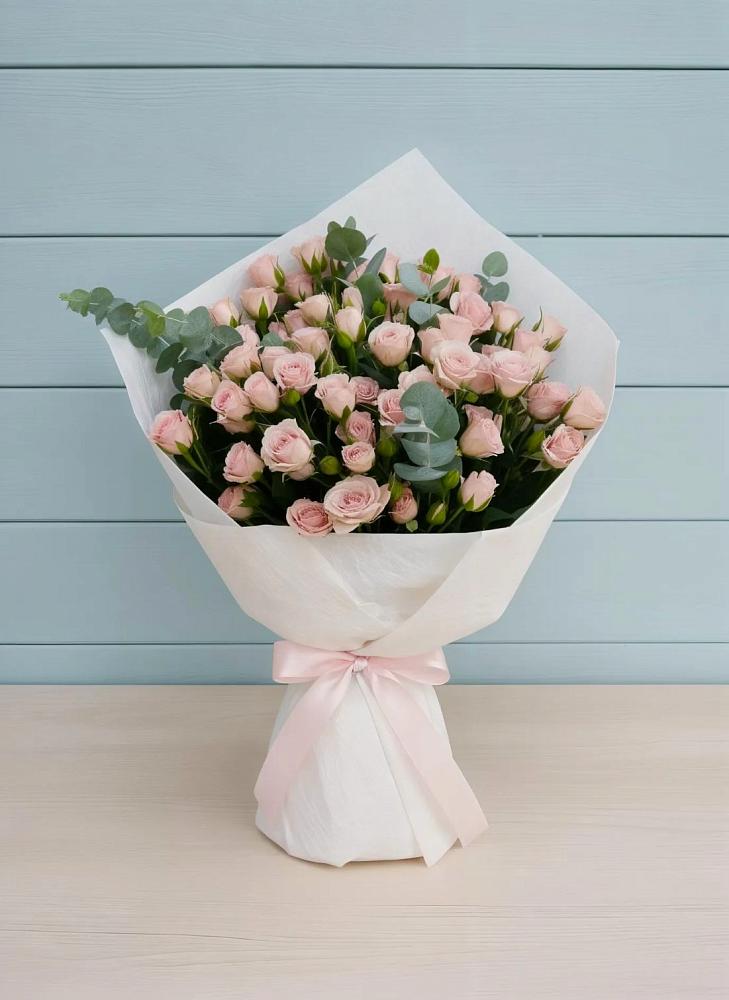 Букет цветов из: Розы в Сколково