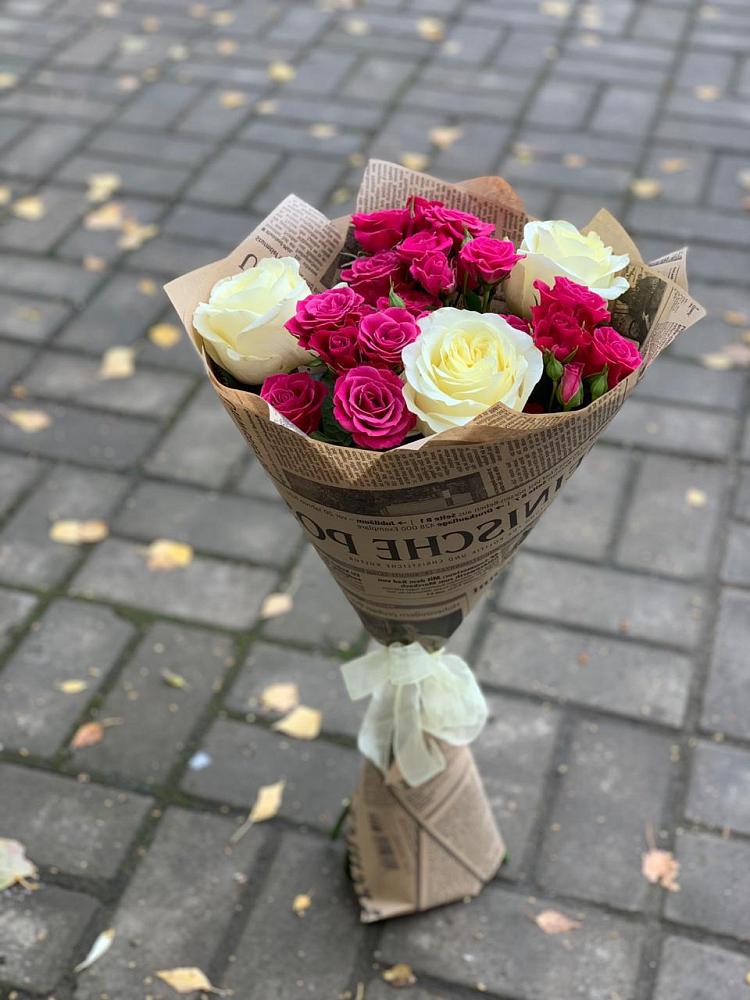 Букет цветов из: Розы в Сколково