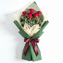 Букет цветов из:  Розы в Сколково