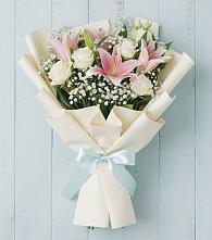 Букет цветов из:  Лилии в Сколково