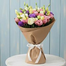 Букет цветов из:  Лизиантусы в Сколково