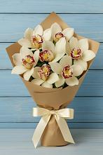 Букет цветов из:  Орхидеи и Розы в Сколково